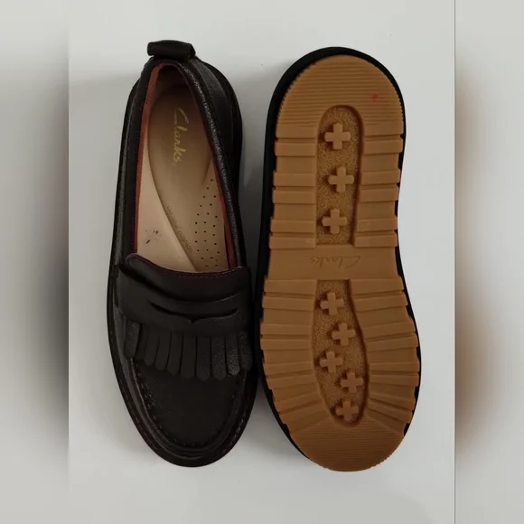 Clarks Orianna Loafer - Picture 7 of 8